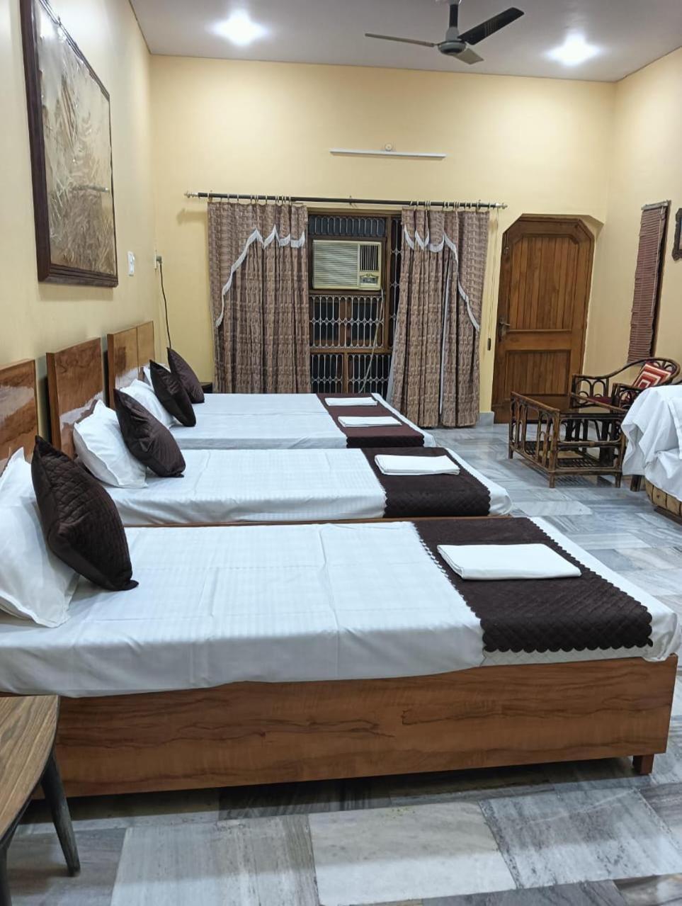 Homestay Vanika *